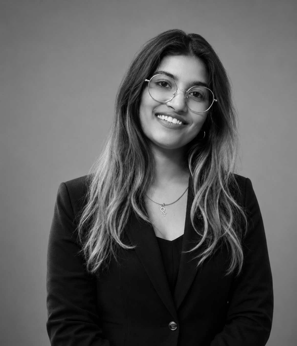 Neha, henyra bridal consultant